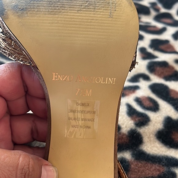 Enzo Angiolini size 7 1/2 strappy sandals in a brown color.  Good condition - Picture 5 of 5